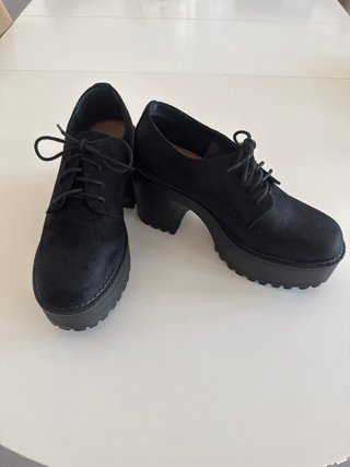 Zapatos tacón plataforma negros