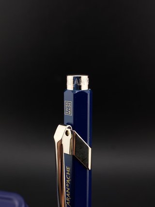 Bolígrafo Caran d ́ache Paul Smith Blue Navy Steel