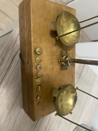 Bilancia di precisione in ottone