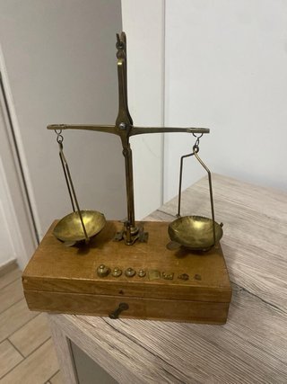 Bilancia di precisione in ottone