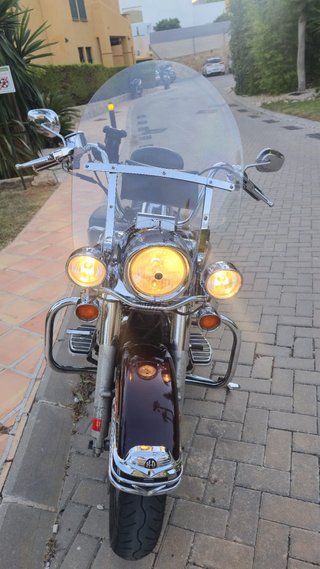 Harley Davidson Road King - Moto Cruiser