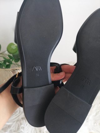 Sandalias Zara Cangrejeras Negras