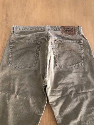 Levi's 500 Beige W34 L32