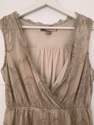 Blusa sin mangas encaje escote cruzado