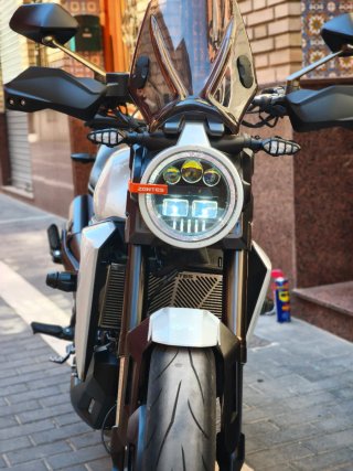 Zontes GK 350 Naked Moto