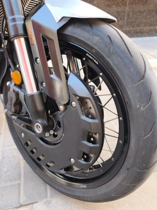 Zontes GK 350 Naked Moto