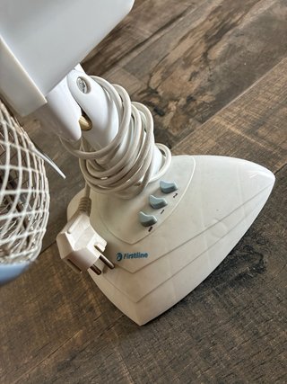 Ventilador Firstline Plata y Blanco