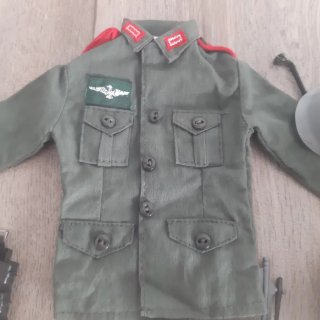 Geyperman Trage Militar Alemán