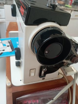 Máquina de coser Alfa 3249 Zig-Zag
