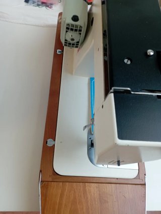 Máquina de coser Alfa 3249 Zig-Zag
