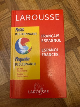 Larousse pequeno diccionario frances español, e...