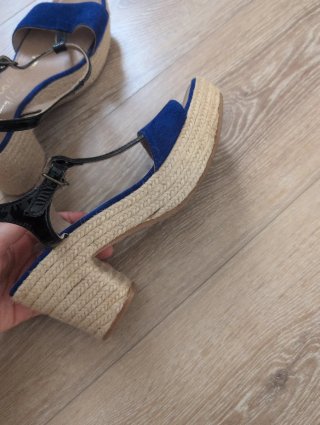 Sandalias Gaimo Esparto Azul y Beige