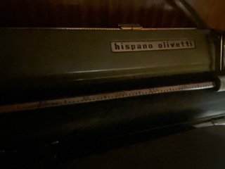 Máquina de escribir Hispano Olivetti Lexicon 80