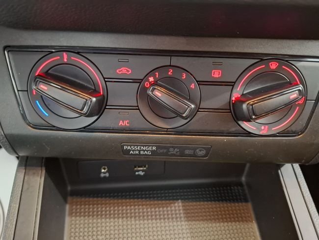 SEAT Arona 2019, foto 23
