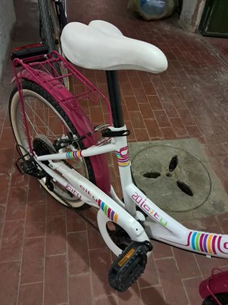 Bicicletta bambina City 20 bianca