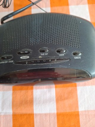3 Radio Reloj Sony , Thomson y Nevir