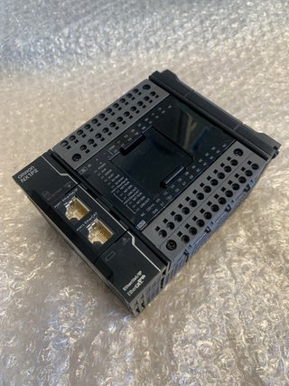 Omron NX1P2 PLC Controlador