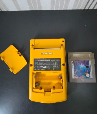 Consola Game Boy Color + Tetris