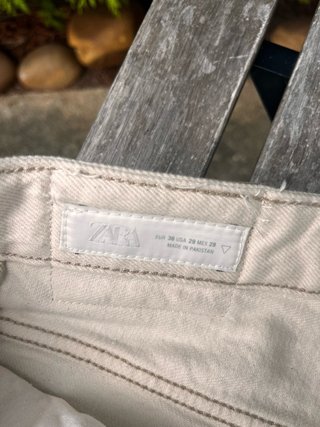 Jeans Zara crema T.36 con etiqueta