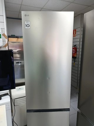 Nevera LG Smart Inox Nueva Con Tara 1 Años Garantí