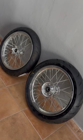 Gasgas 300 2T Negra y Blanca