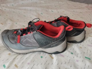Zapatillas trekking niño T37 Quechua