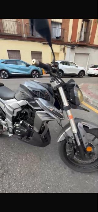 Goes 125 NK Naked Moto