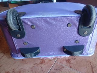 Maleta infantil morada con Princesa Sofía