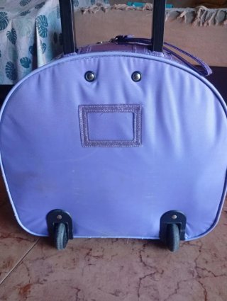 Maleta infantil morada con Princesa Sofía