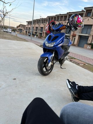 Yamaha Aerox RR 49cc Azul