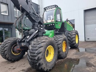 Procesadora Forestal John Deere