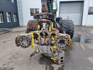 Procesadora Forestal John Deere
