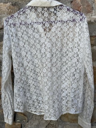 Blusa Stradivarius encaje blanco Talla L