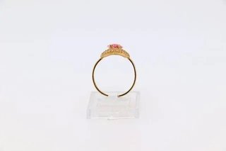 Anillo Lanzadera grande con circonita central rosa