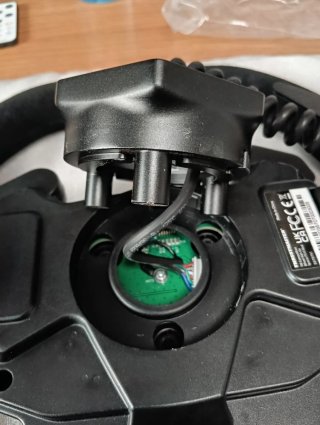 SRC Simracing thustmaster para Sparco R383 y P310