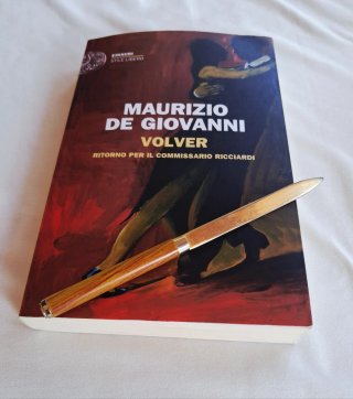 Libro: Volver Ritorno del Commissario Ricciardi