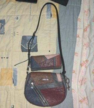 Bolso y cartera Desigual