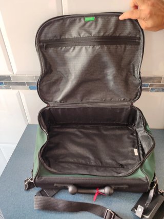 Bolso de viaje Benetton verde y marrón