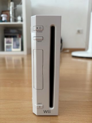 Nintendo Wii Console Completa con Volantes y Juego