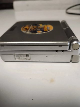 Nintendo Game Boy Advance SP + 2 Juegos Pokémon