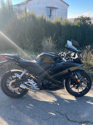 Yamaha YZF R125 2022 Negra