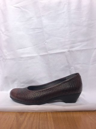 Zapatos Pitillos Marrón Cobre