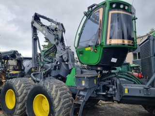 Procesadora Forestal John Deere