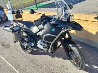 BMW R1200GS Adventure Negra y Plata