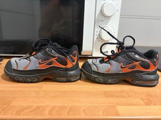 Zapatillas Nike Air Max Plus Niños-niñas  Talla 25