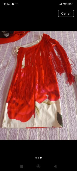 Vestido fiesta floral un hombro