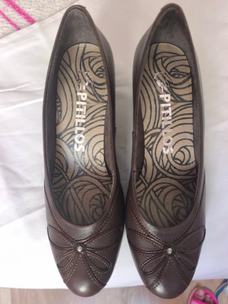 Zapatos Pitillos Moka Mujer