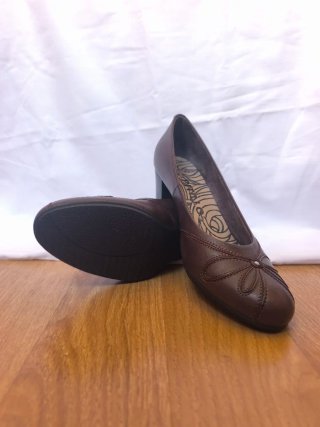 Zapatos Pitillos Moka Mujer