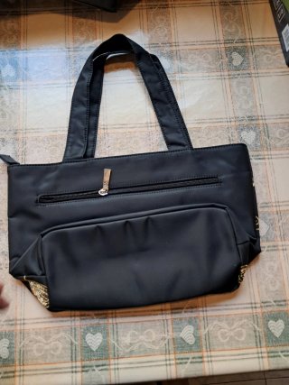 Borsa donna nera con fiori rossi e paillettes