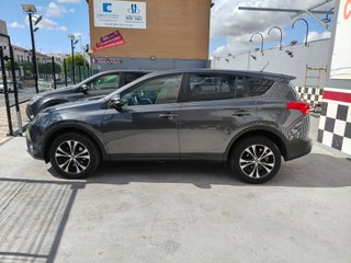 Toyota RAV4 2014